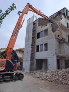 Demolizioni-2025-06 (1500x2000)